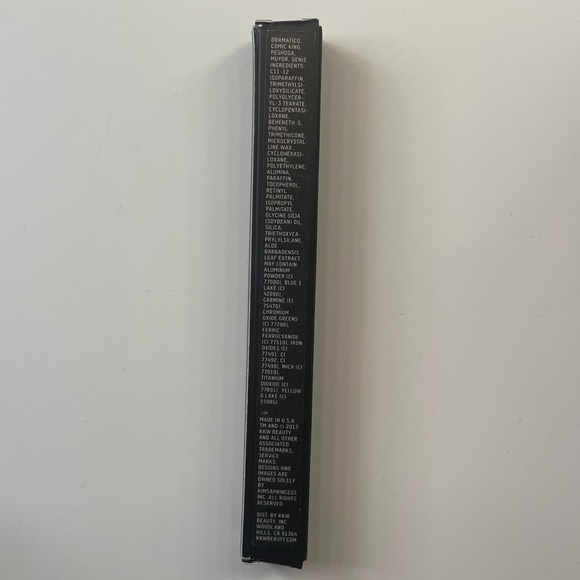 KKW Beauty - Crème Colour Stick (Dramatico) - Picture 6 of 6